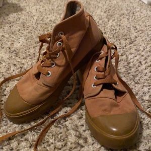 Women’s 5.5 High Top BANGS Shoes — Sahara Sand